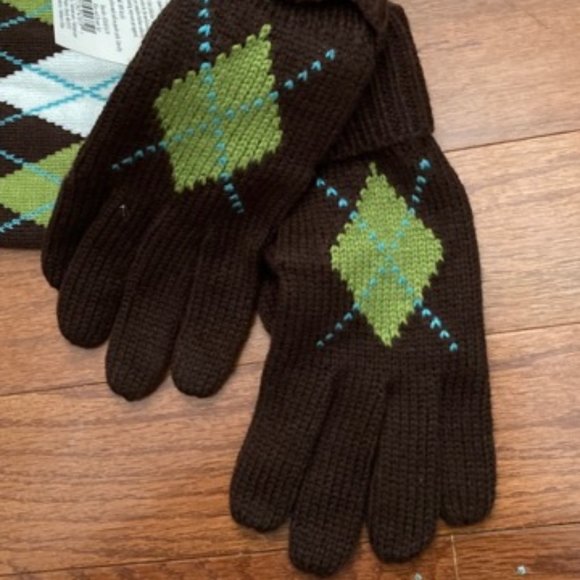 East Side Collection Hat & Glove Set - Picture 5 of 6